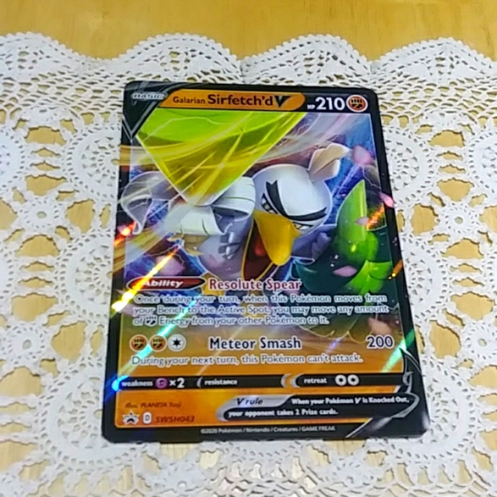Pokemon Jumbo Oversized Trading Card, Sirfetch'd V